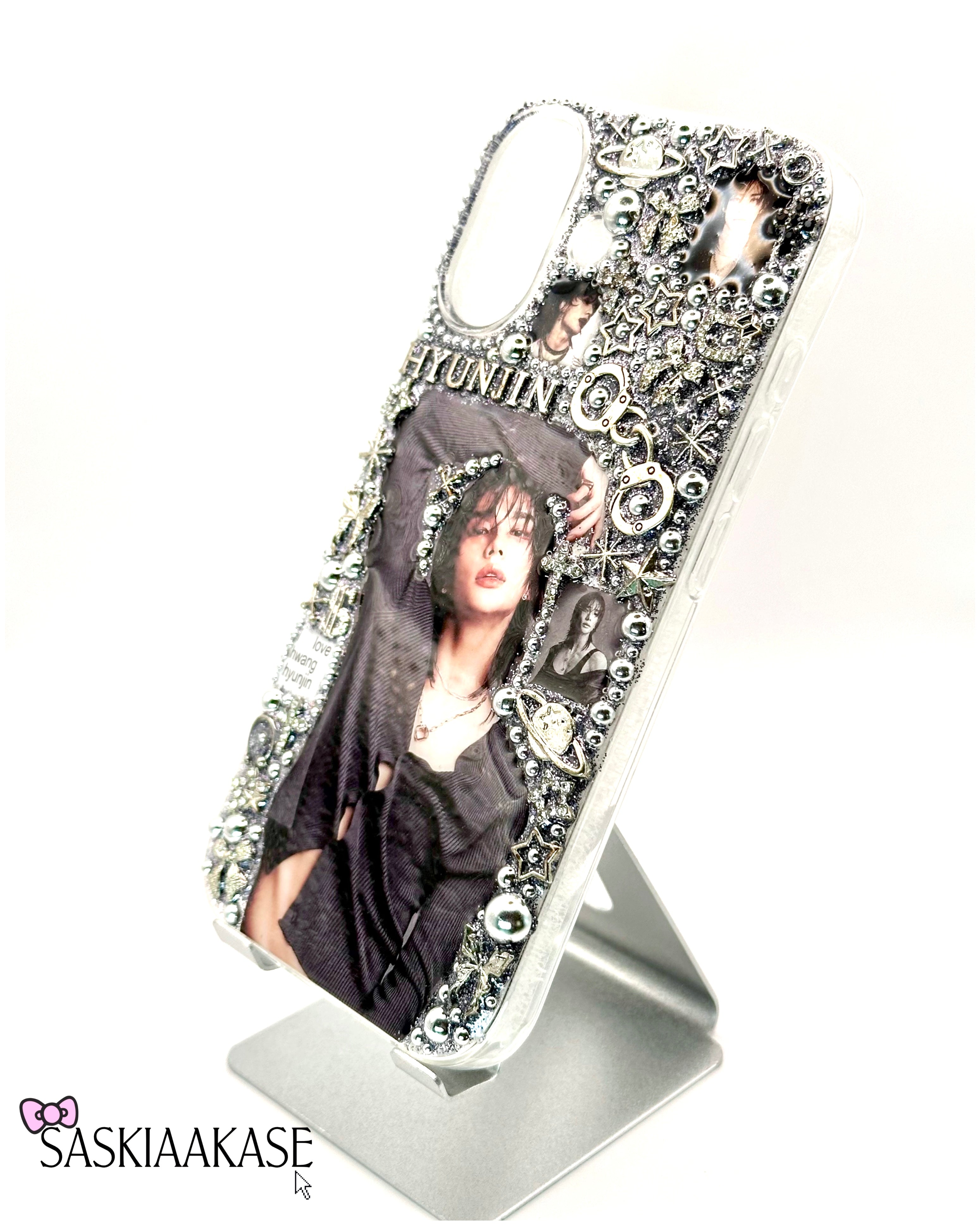 Unique iPhone 17 case - Hyunjin from StrayKids🩶
