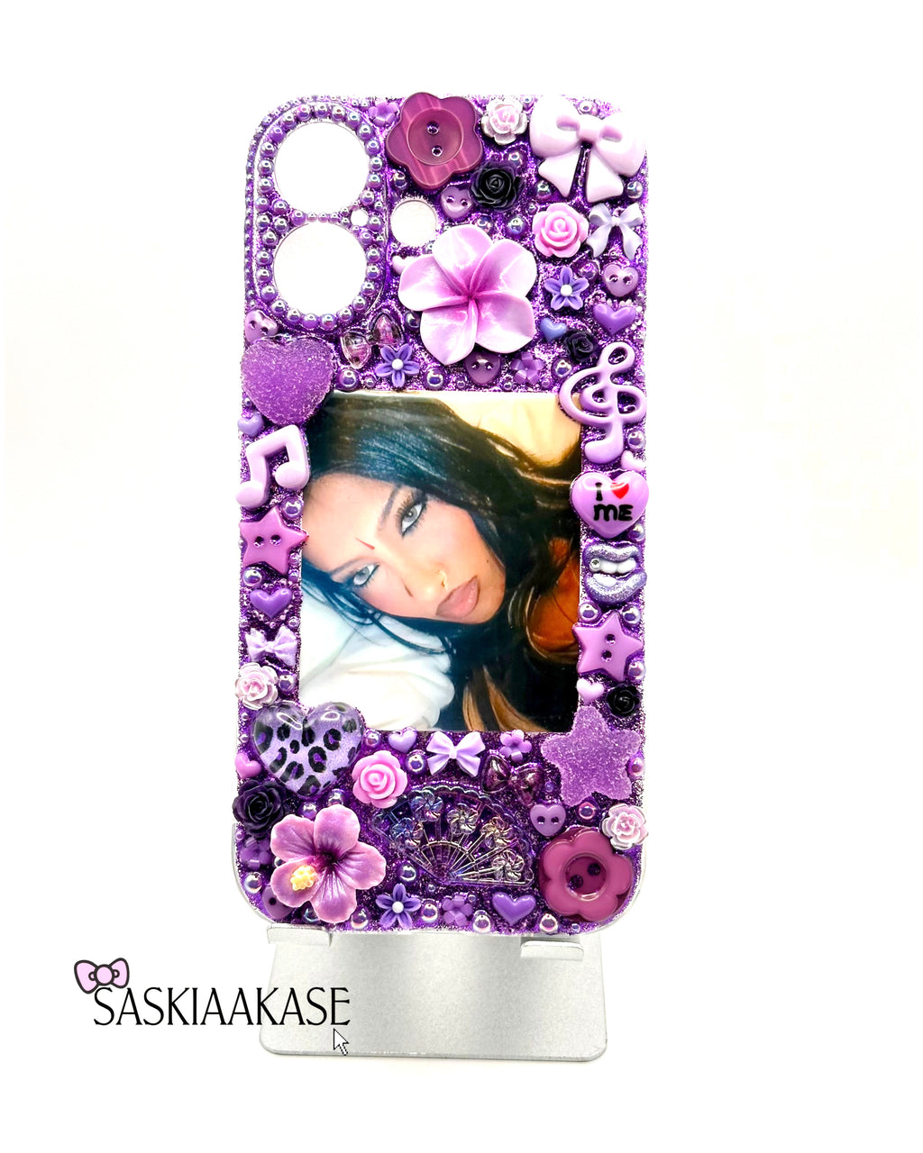 Unique iPhone 16 Case - Lara from KATSEYE💟