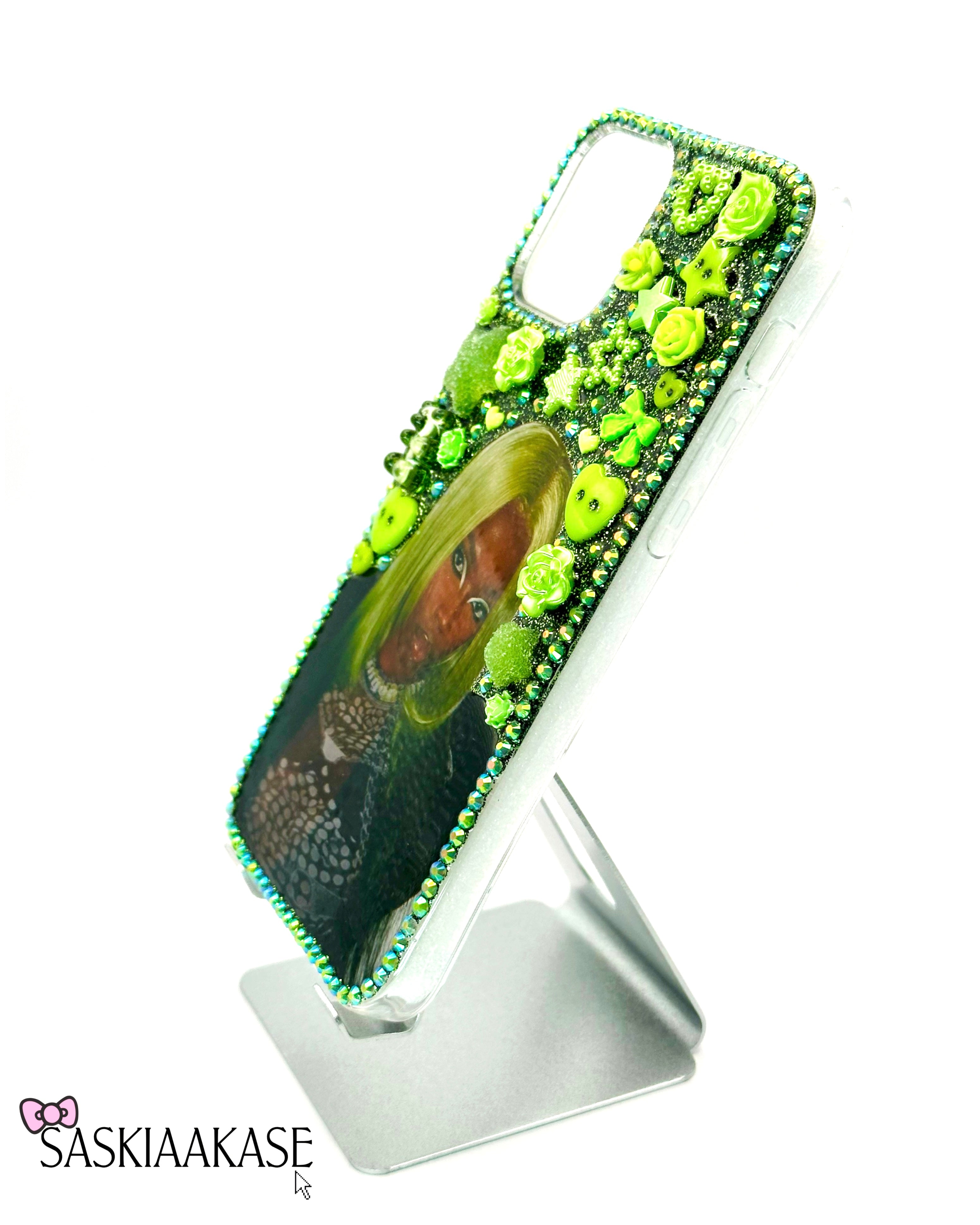 Coque iPhone 12/12 Pro unique - Theodora (Boss Lady💚)