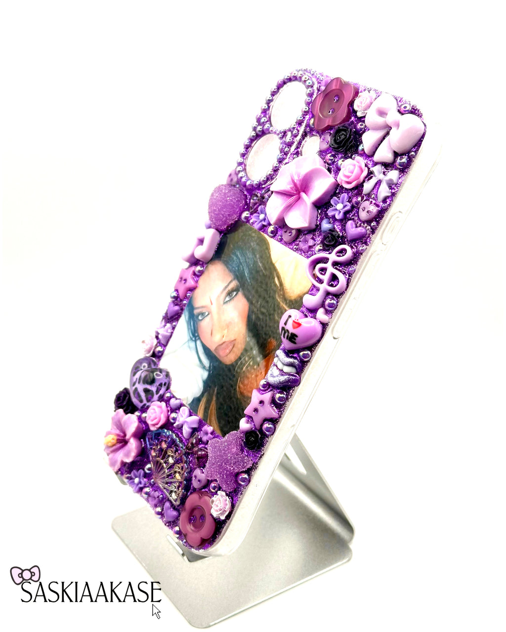 Unique iPhone 16 Case - Lara from KATSEYE💟
